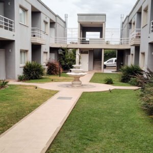 Dto. 2 ambientes complejo Cantharus